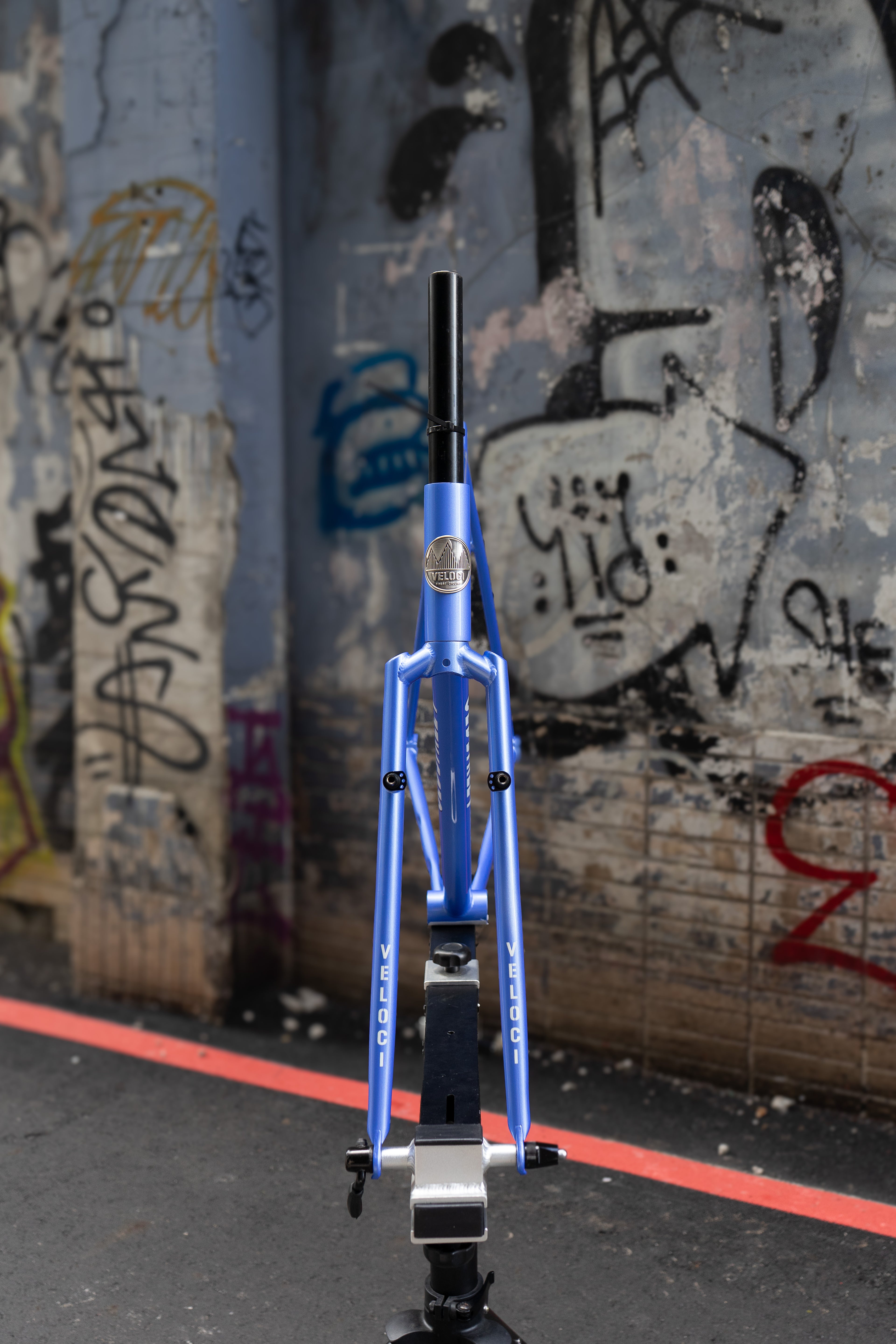 VELOCI Old Street Frame Set V1.1, blue pulse, chromoly steel track fixed gear fixie, view 3