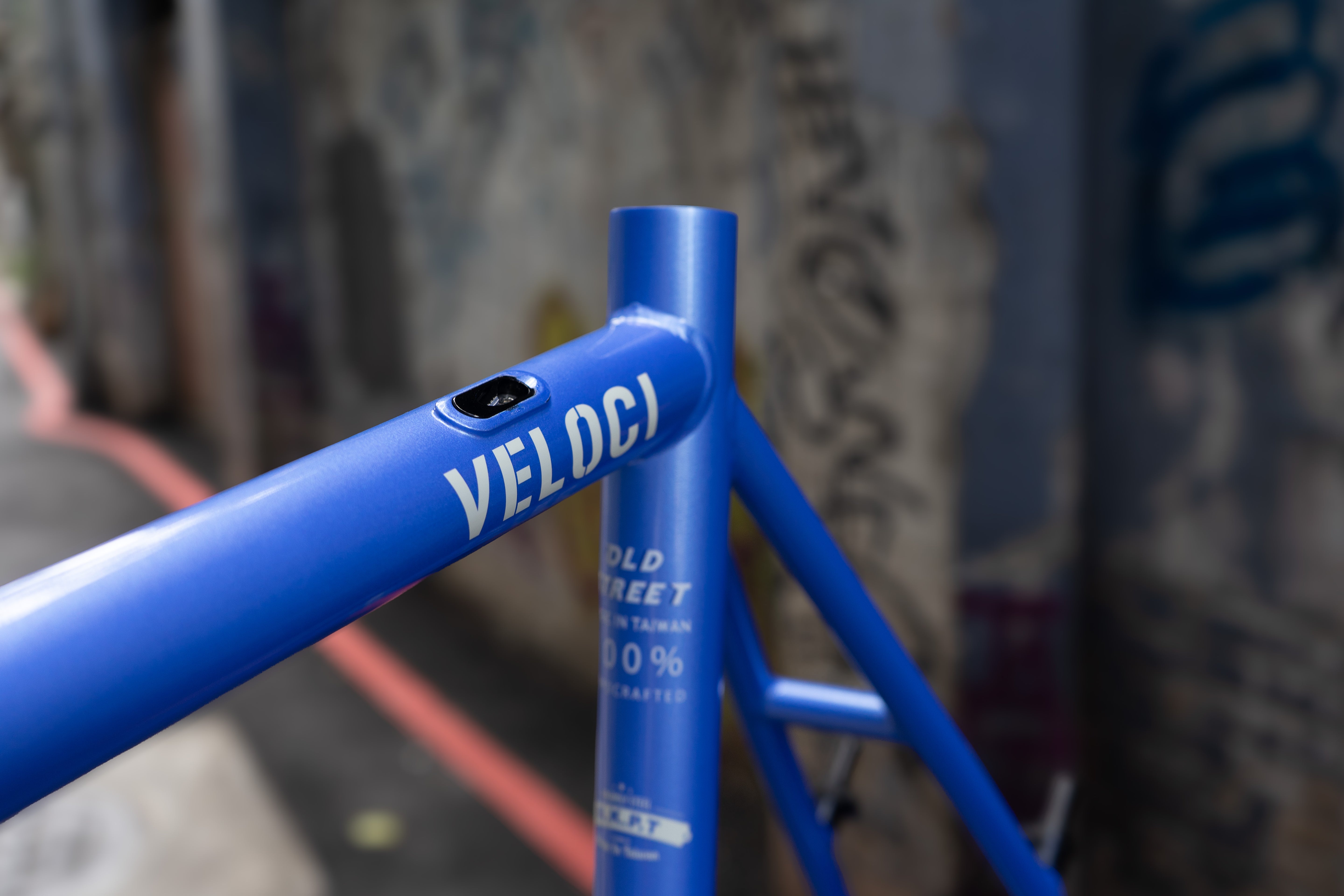 VELOCI Old Street Frame Set V1.1, blue pulse, chromoly steel track fixed gear fixie, view 2